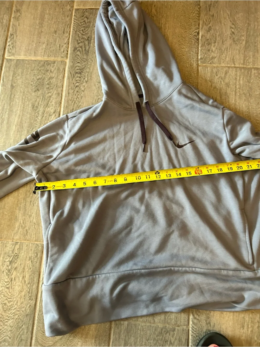 Nike Light Gray Dri-FIT Athletic Top - size xl